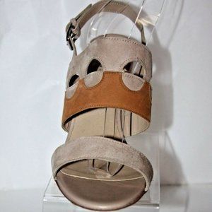 Andre Assous Fern Taupe /White suede heels women's size 10m